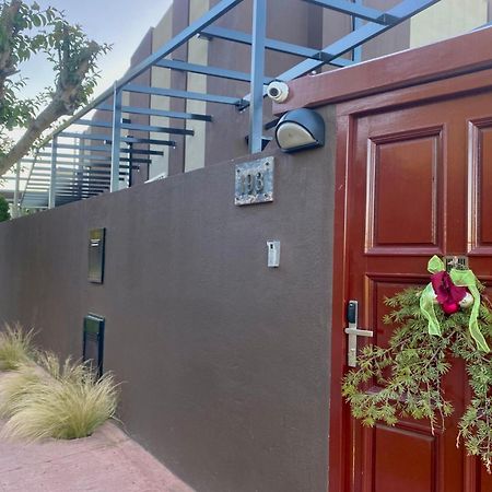 Eze Inn Boutique Hotel Ezeiza Esterno foto