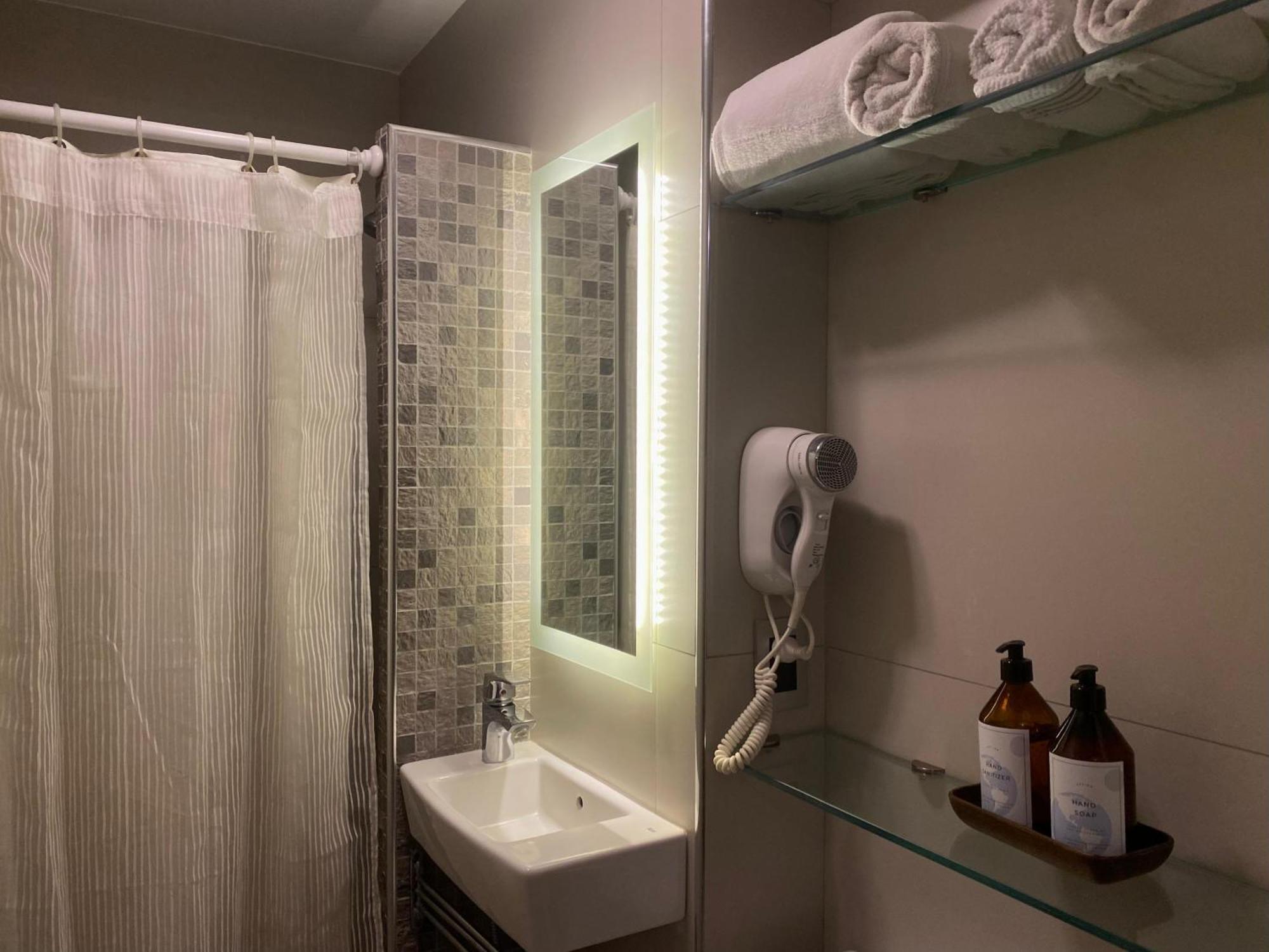 Eze Inn Boutique Hotel Ezeiza Esterno foto