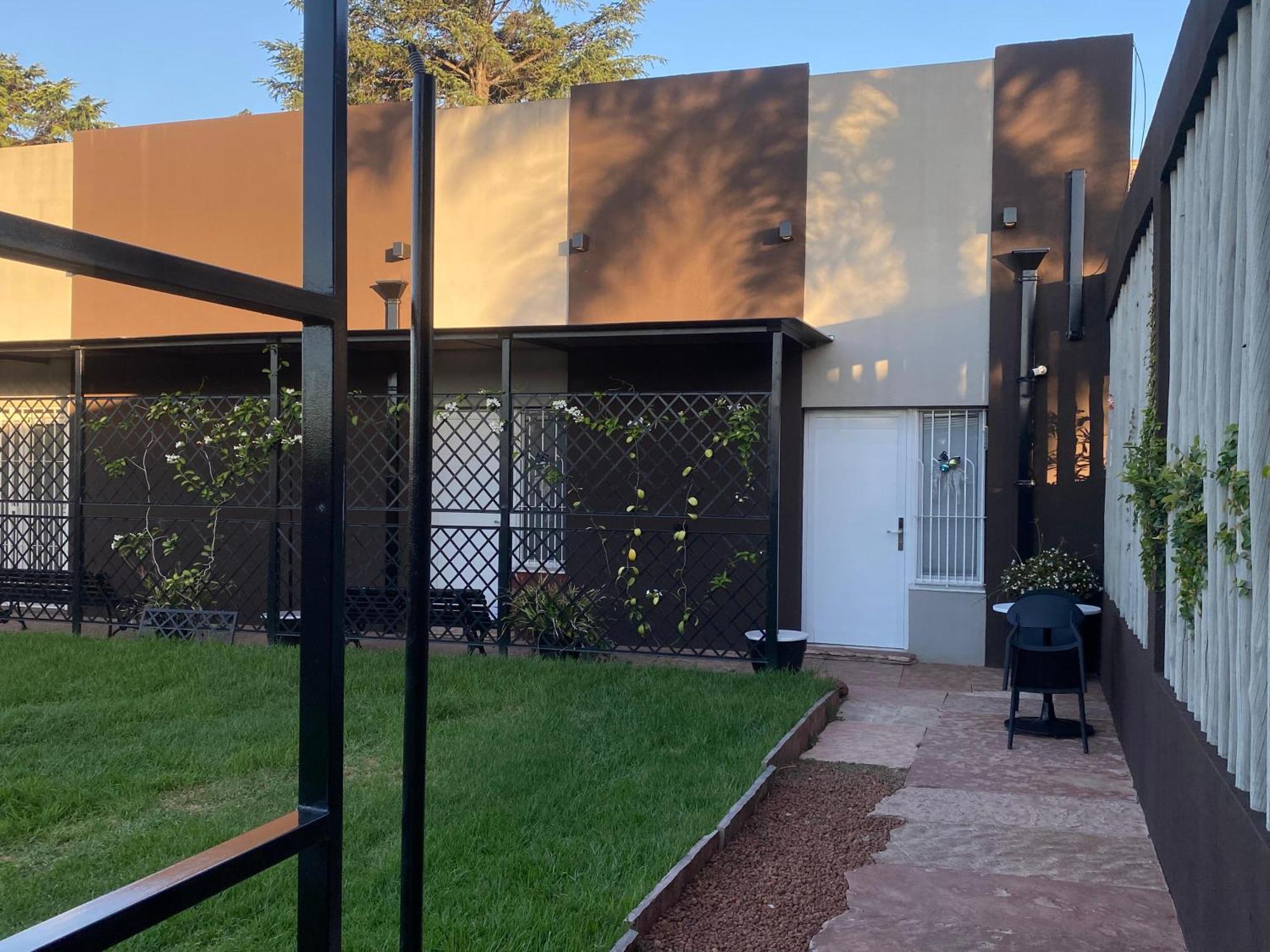 Eze Inn Boutique Hotel Ezeiza Esterno foto